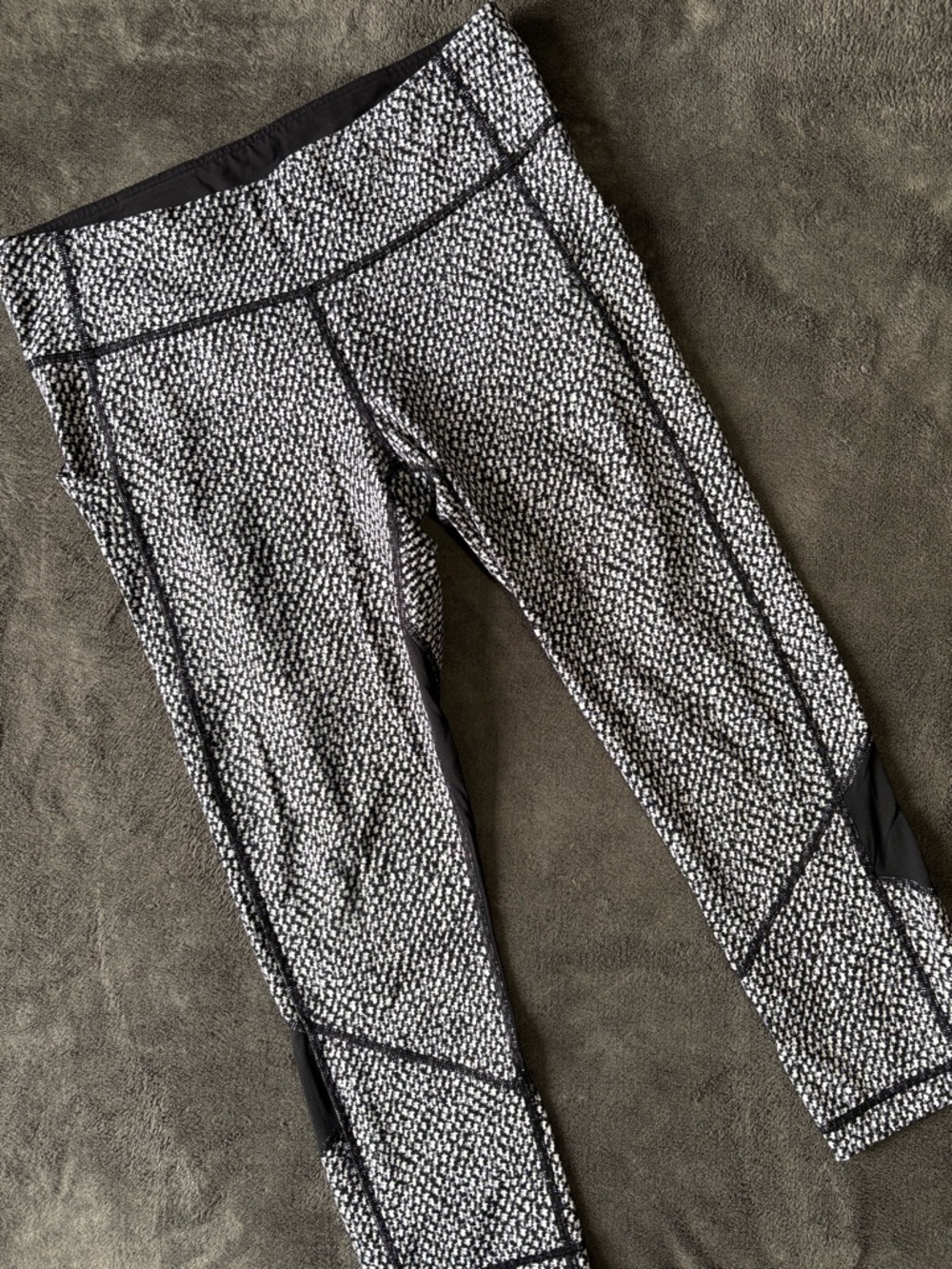 lululemon athletica Black & White Printed Capris